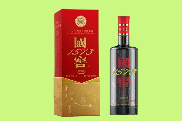 沁源县回收国窖1573.jpg